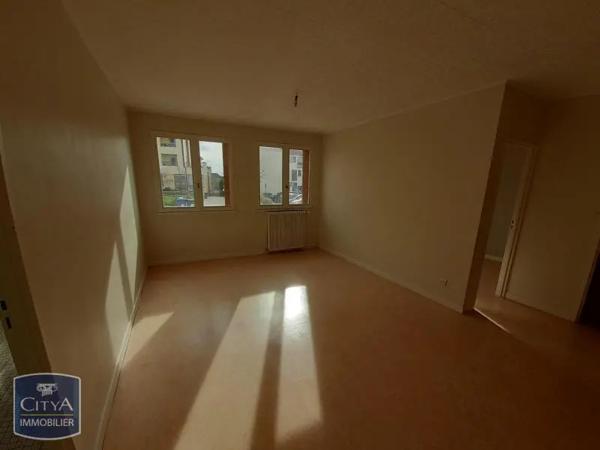Appartement à louer 2 pièces 44.44m² Saint-Memmie (51470)