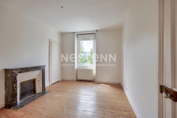 APPARTEMENT DE STANDING 2 CHAMBRES SAINT BRIEUC GARE SNCF AVEC JARDIN