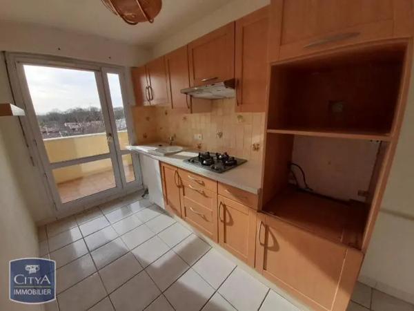 Appartement à louer 4 pièces 84.62m² Ris-Orangis (91130)