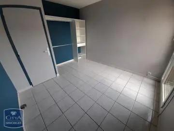 Appartement à louer 4 pièces 84.62m² Ris-Orangis (91130)