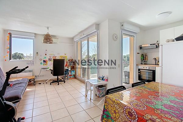 T2 Résidence avec Piscine, vue dégagée, balcon, exposition Ouest et place de parking
