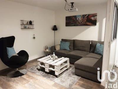 Maison 5 pièces de 141 m² à Thiers (63300)