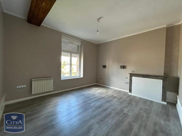 Appartement à louer 3 pièces 92m² Sedan (08200)