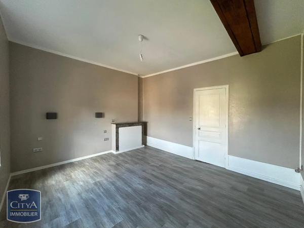 Appartement à louer 3 pièces 92m² Sedan (08200)
