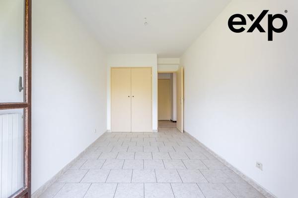 T4 lumineux – Dernier étage – Garage, parking et cave – Fort potentiel