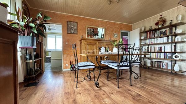 Vente Appartement78,09 m² - 4 Pièces - BORDEAUX (33200)