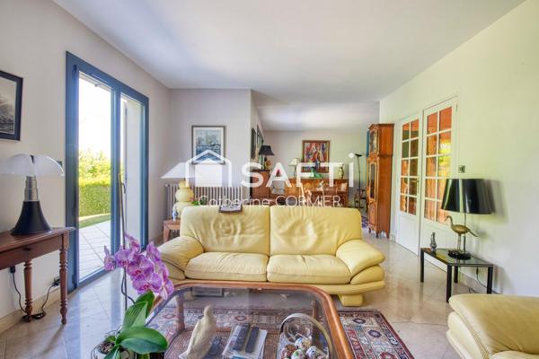 Maison de 8 pièces avec garage et jardin