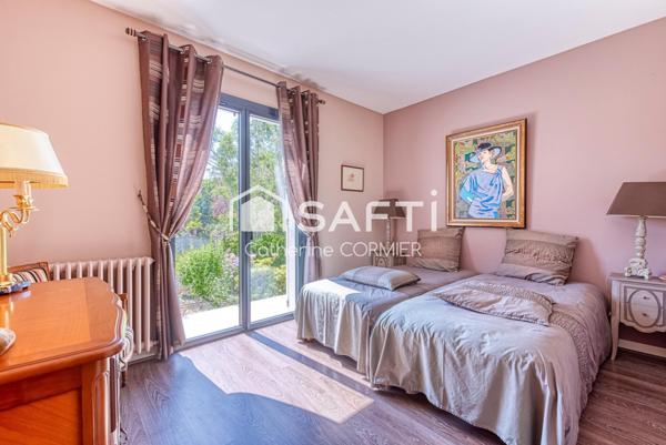 Maison de 8 pièces avec garage et jardin