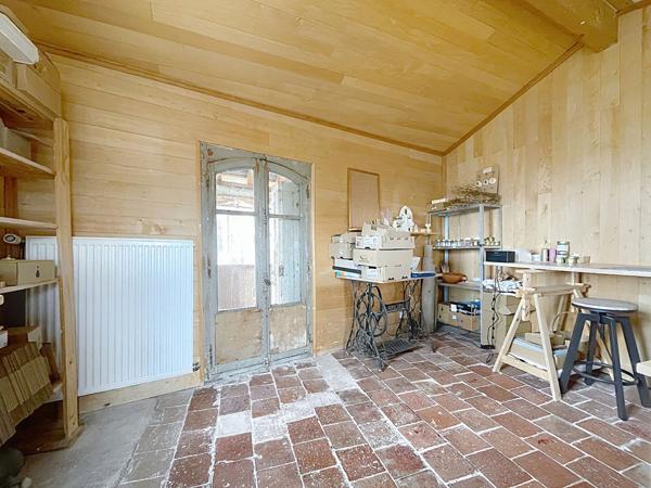 A vendre maison de caractère, quartier calme, centre ville Auch avec extérieur