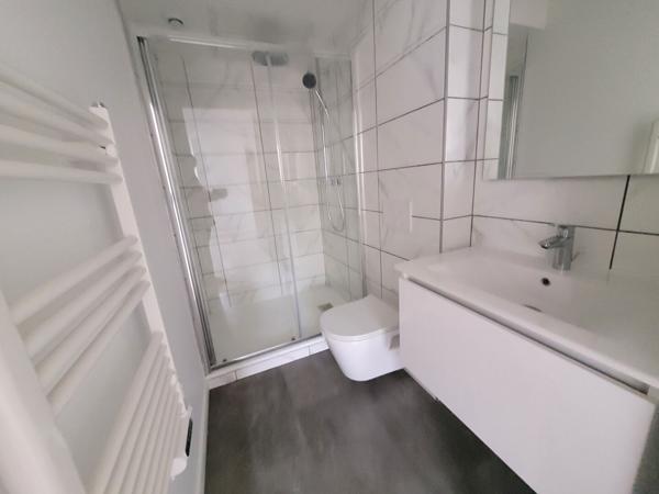 A VENDRE Appartement VENDU LOUE A COUPVRAY LOYER DE 722€ CC