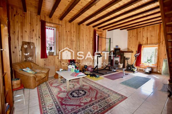 Charmante maison de hameau, garage, terrain