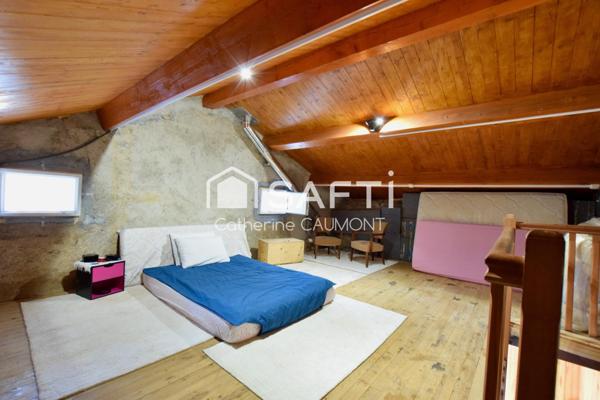 Charmante maison de hameau, garage, terrain