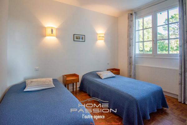 SAINT PALAIS/MER - VILLA SUR PARC DE 4485m2