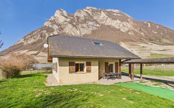 Maison à vendre    5 pièces • 112,61 m2 Francin