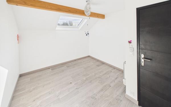 Maison à vendre    5 pièces • 112,61 m2 Francin