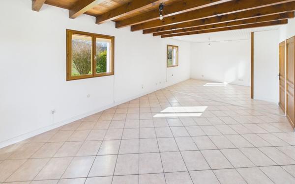 Maison à vendre    5 pièces • 112,61 m2 Francin