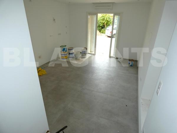 Le Muy centre-ville  (83490) - Triple exposition - Toute commodités et écoles à pied - Impasse