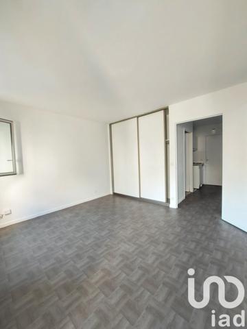 Studio 1 pièce de 25 m² à Charenton-le-Pont (94220)