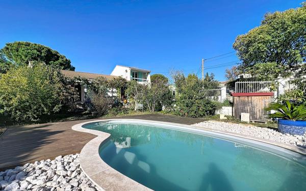 Maison à vendre    5 pièces •  Langlade