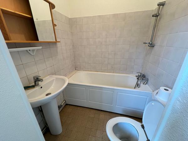 Appartement Saint Just En Chaussee 2 pièce(s) 53 m2