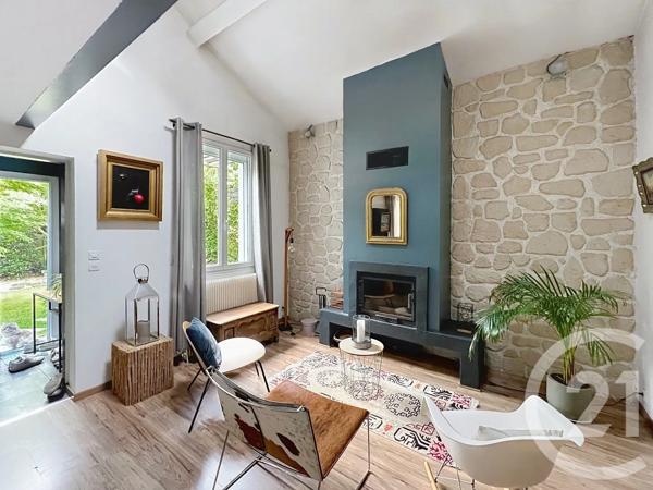 Maison à vendre  6 pièces - 147 m 2   PESSAC  - 33