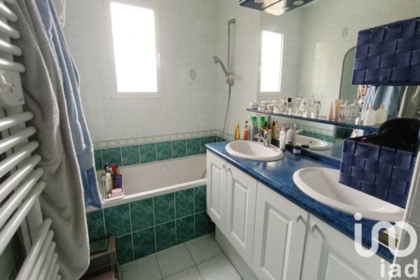 Maison à vendre 4 pièces 84 m² La Bazouge-de-Chemeré