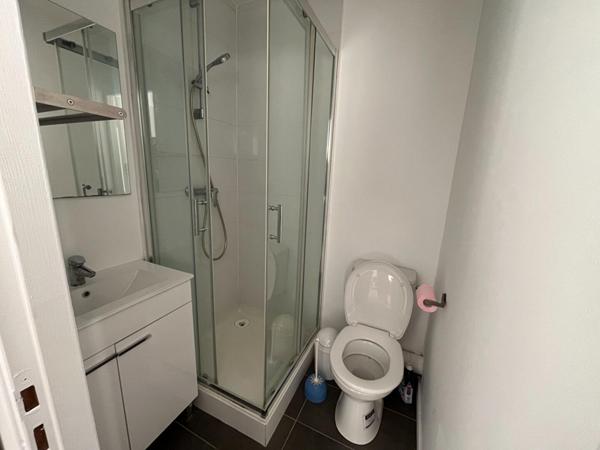 A LOUER : T1 à LILLE • Rue Léon Gambetta - WAZEMMES • 440 € CC • Réf. 1001-02