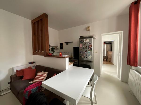 Bel Appartement T2 à louer, centre ville, dans résidence calme