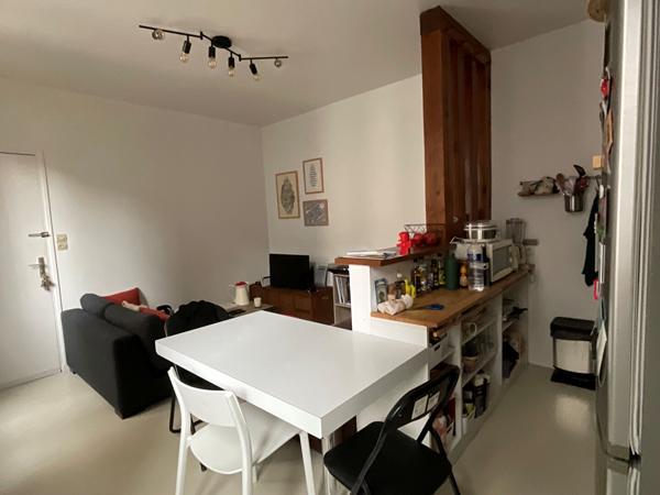 Bel Appartement T2 à louer, centre ville, dans résidence calme