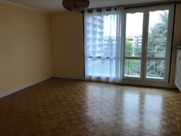 Appartement F4de 77 m² comprenant