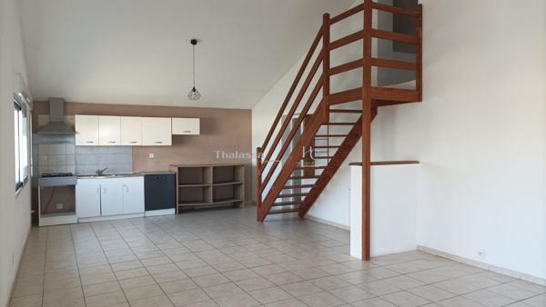 Maison 4 pièce(s) 104.89 m2 + Studio,  
La plaine sur mer 44770
