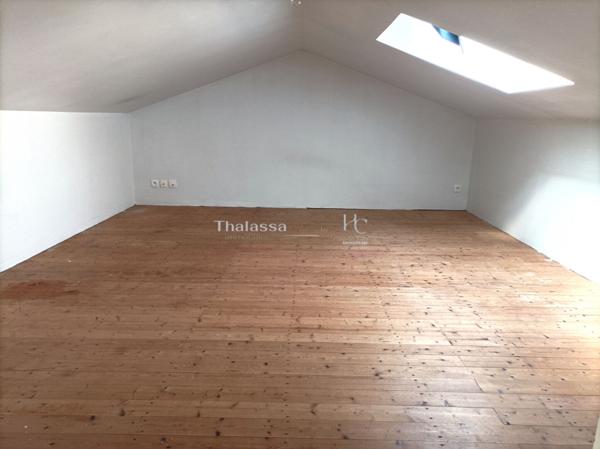 Maison 4 pièce(s) 104.89 m2 + Studio,  
La plaine sur mer 44770