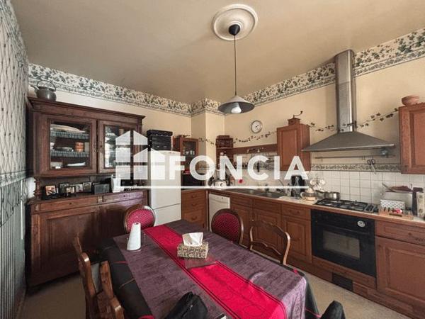 À vendre Maison 10 pièces 298 m² - Luynes 37230