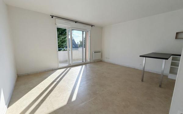 Appartement à vendre    1 pièce • 31,17 m2 Saint-Germain-lès-Corbeil