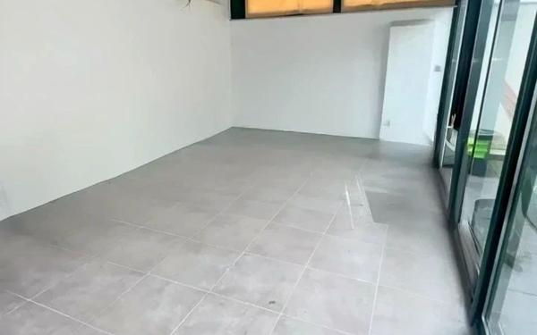 Appartement à louer    4 pièces • 87,67 m2 Grenoble