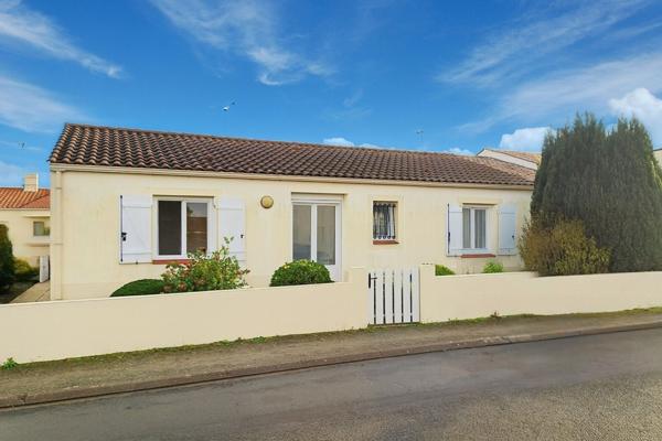 Vente maison Challans : 222 600 € - AJP Immobilier Challans
