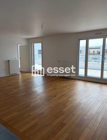 Location Appartement 5 pièces 111.04 m² - Rueil-malmaison 92500