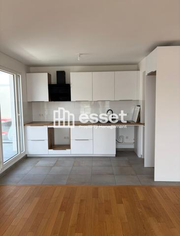 Location Appartement 5 pièces 111.04 m² - Rueil-malmaison 92500