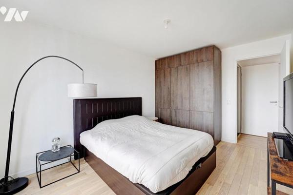 Appartement de 3 pièces en parfait état avec petite terrasse et vue dégagée