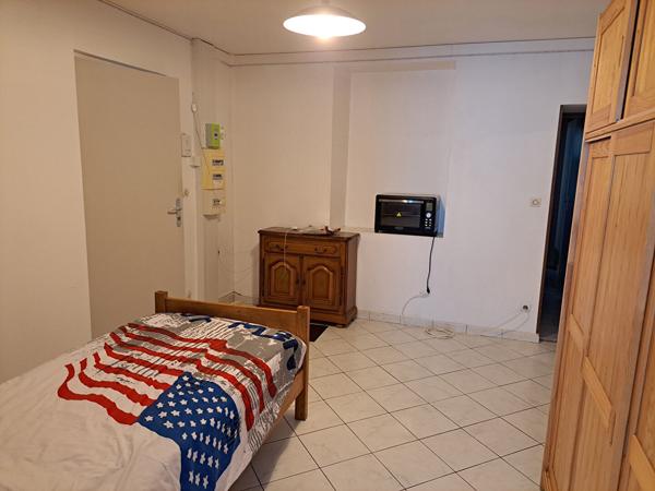 REIMS SECTEUR JACQUART PROCHE CENTRE TYPE 2