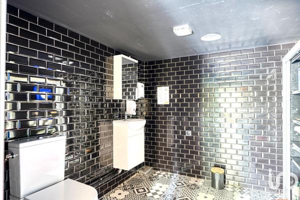 Murs commerciaux  à vendre 100 m² Juziers