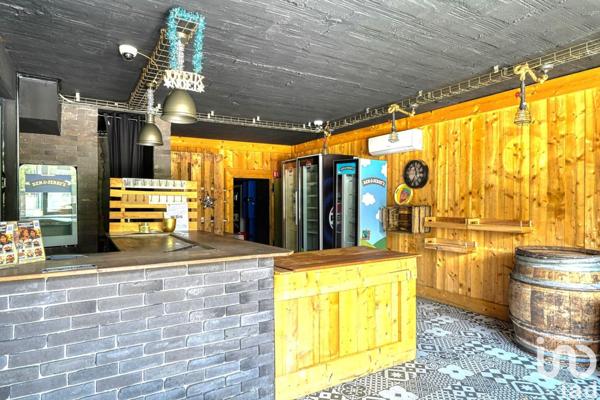 Murs commerciaux  à vendre 100 m² Juziers