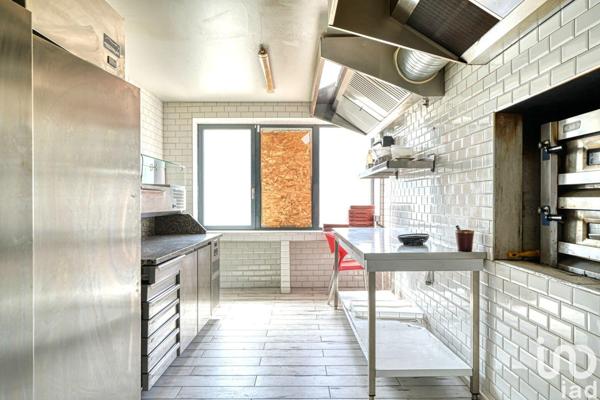 Murs commerciaux  à vendre 100 m² Juziers