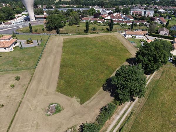 Terrain Montmorillon 1759 m2