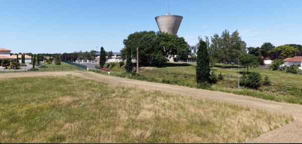 Terrain Montmorillon 1759 m2
