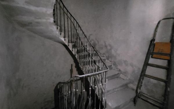 Immeuble à vendre    9 pièces • 200 m2 Largentière