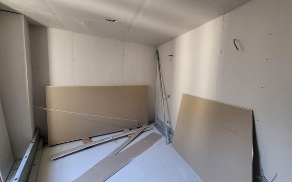 Immeuble à vendre    9 pièces • 200 m2 Largentière