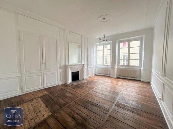 Appartement à louer 2 pièces 59.5m²