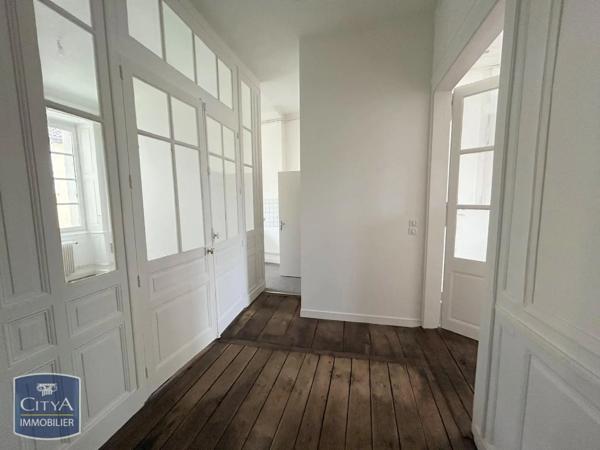 Appartement à louer 2 pièces 59.5m²