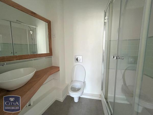 Appartement à louer 2 pièces 59.5m²